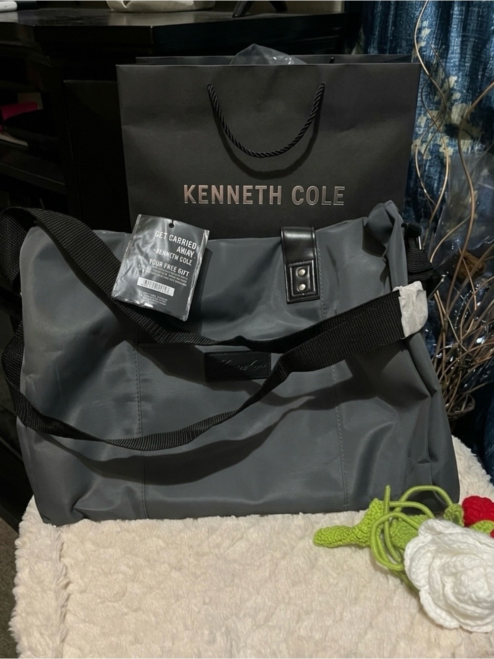 nwt Kenneth Cole Foldable Weekender